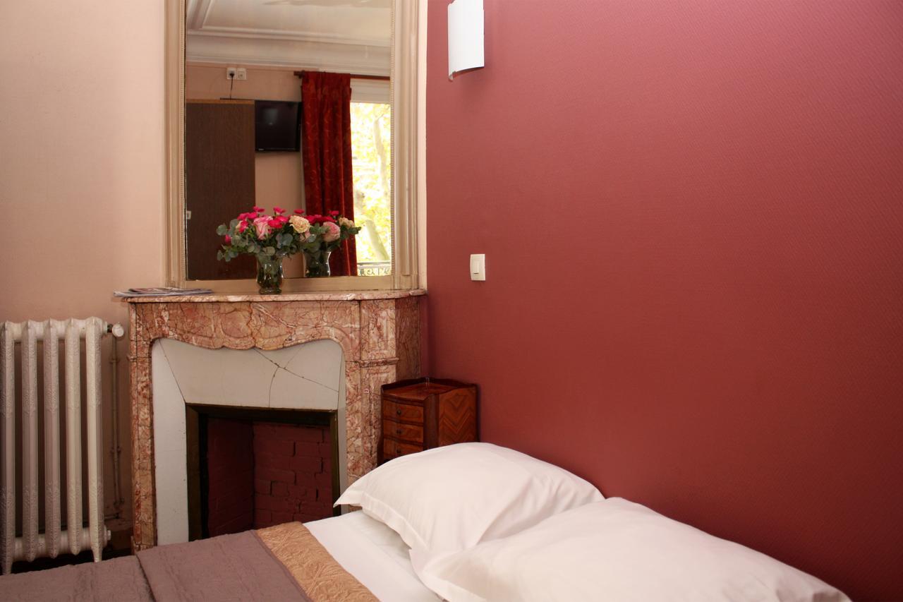 Hotel Baudin Париж Екстериор снимка