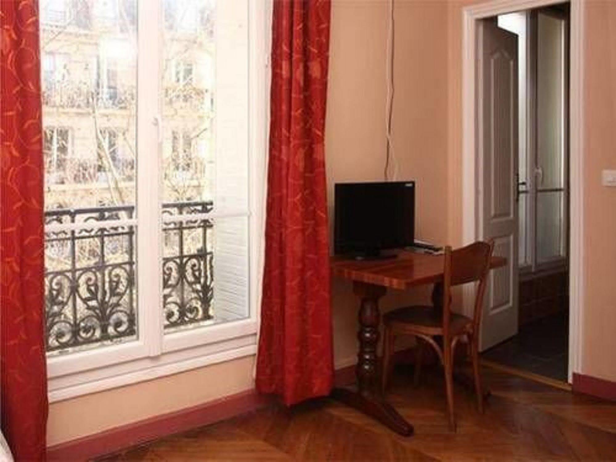 Hotel Baudin Париж Екстериор снимка