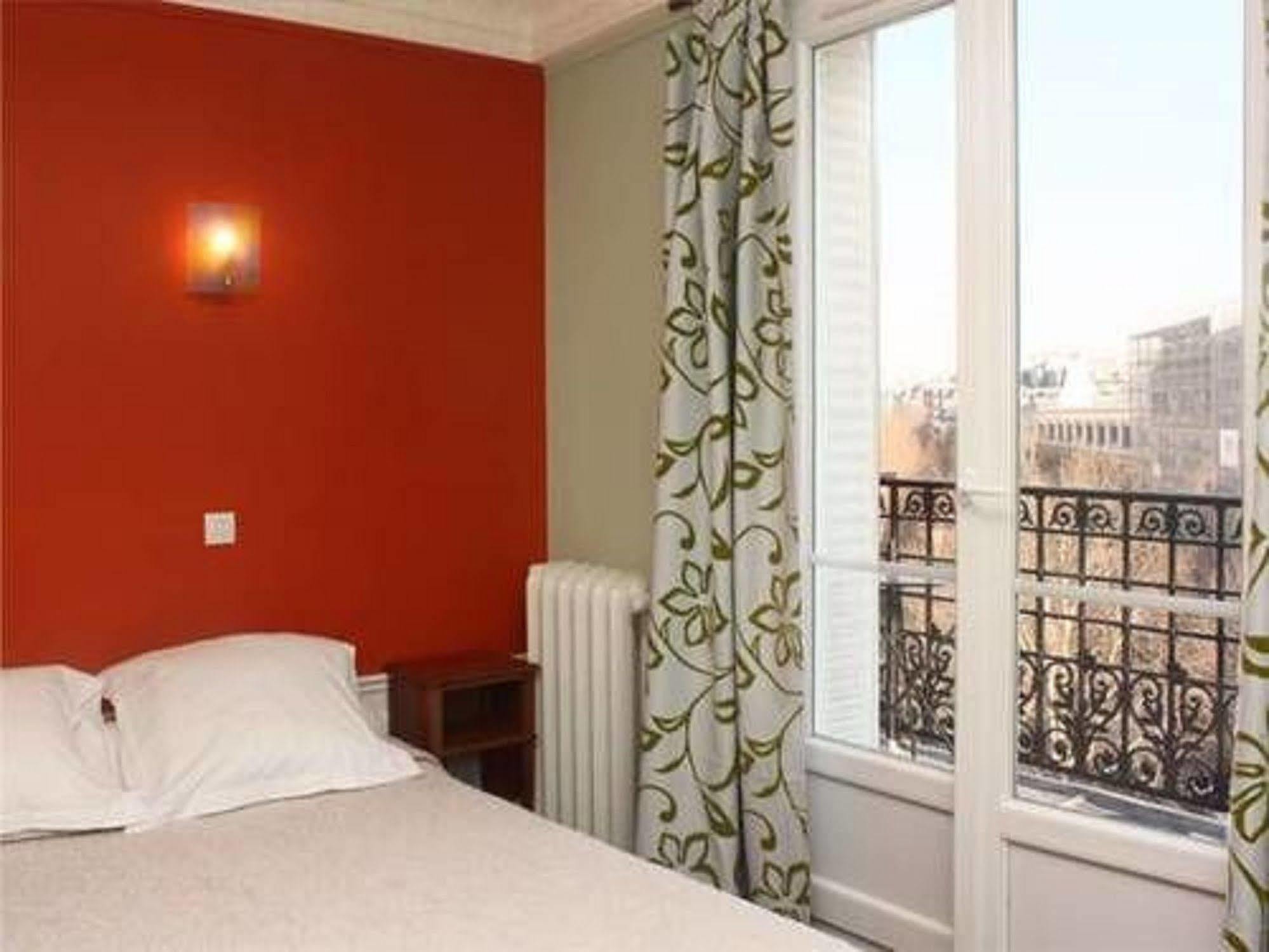Hotel Baudin Париж Екстериор снимка