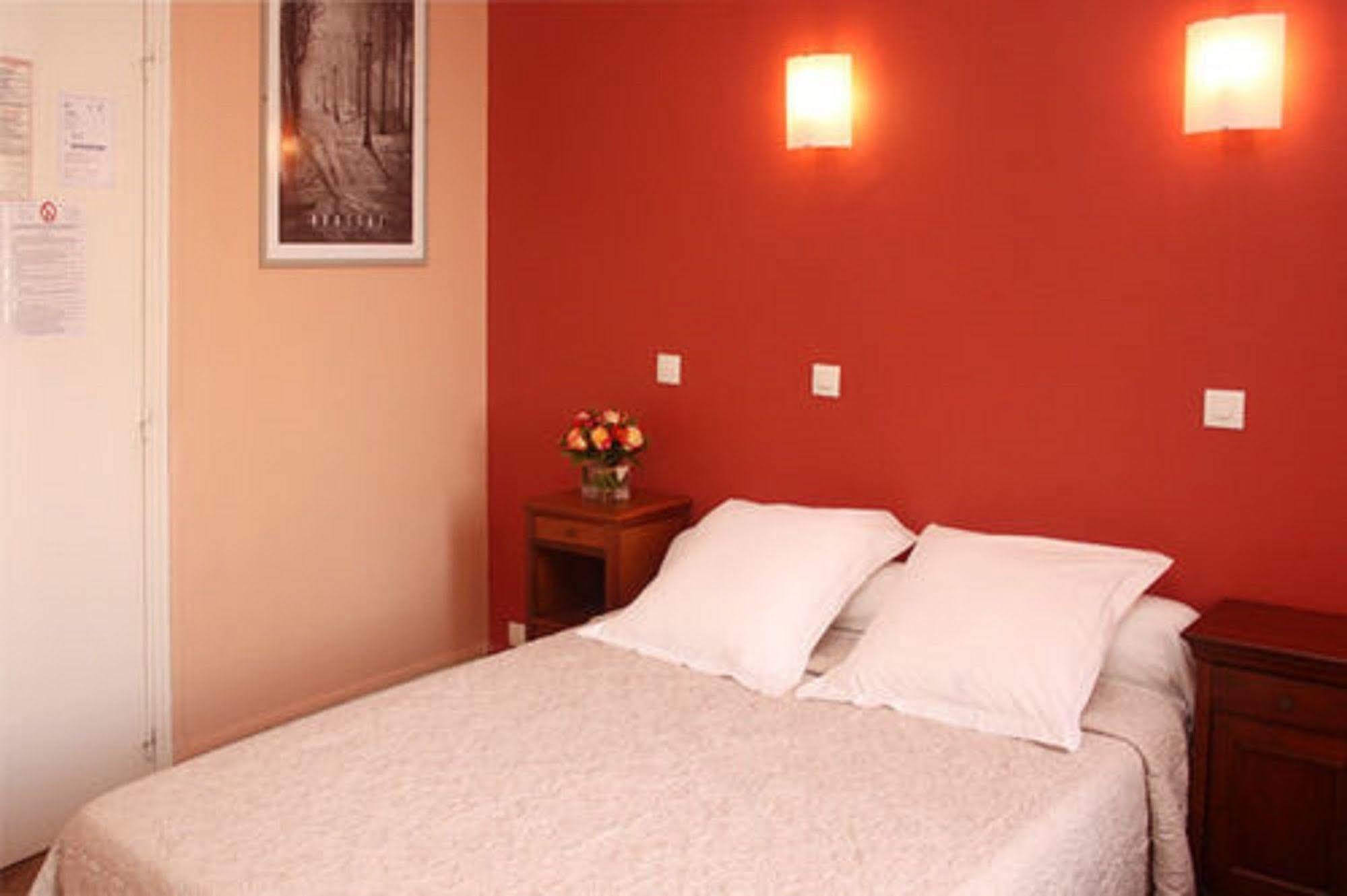 Hotel Baudin Париж Екстериор снимка