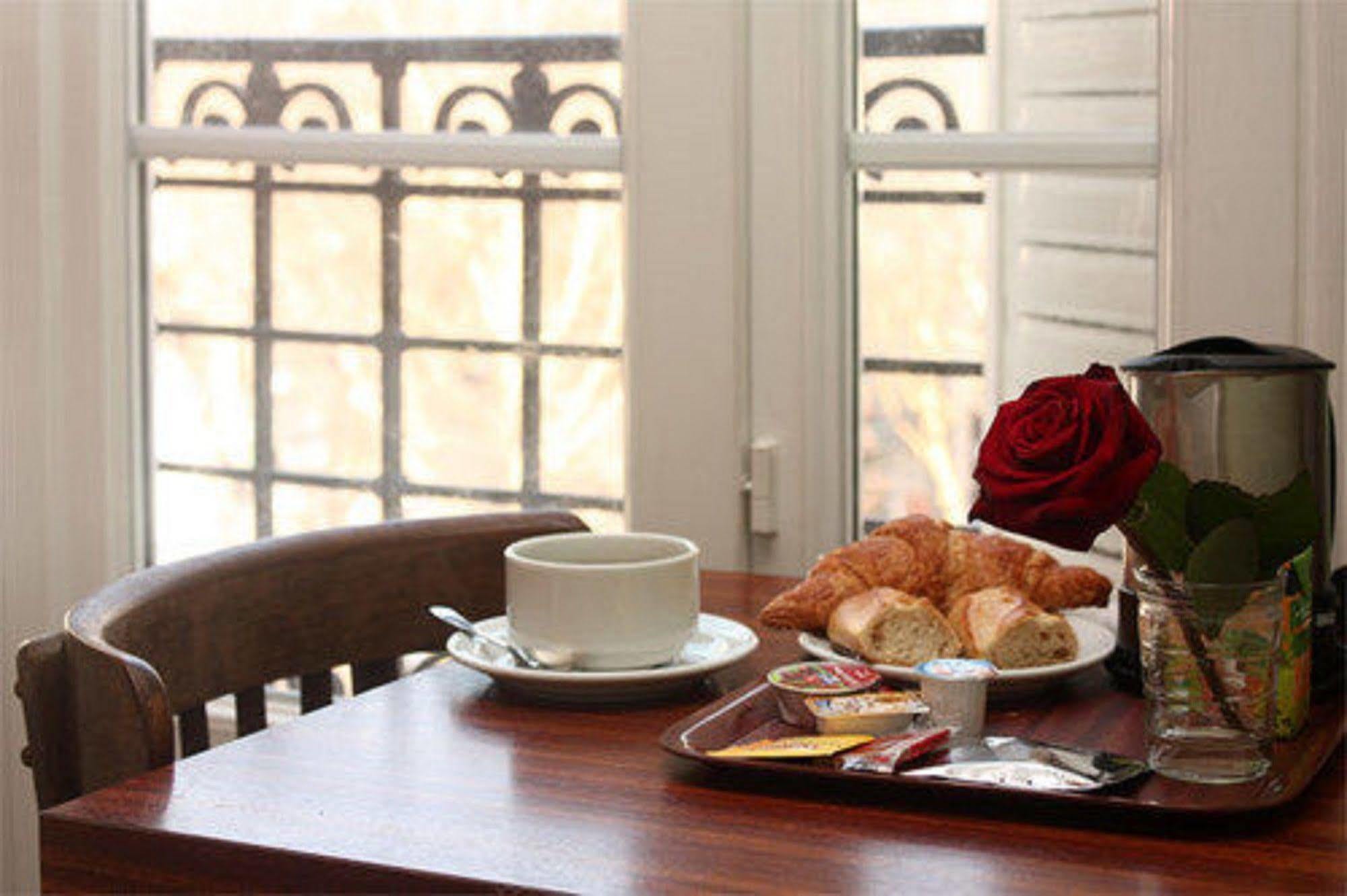 Hotel Baudin Париж Екстериор снимка